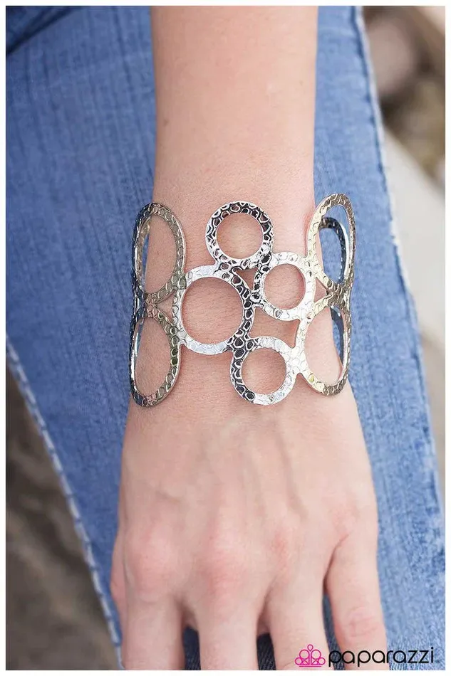 Bracelets Paparazzi Jewelry Paparazzi Bracelet Talking In Circles Silver