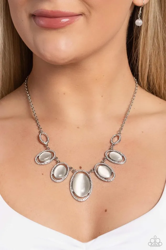 Paparazzi Jewelry Necklaces Paparazzi Necklace A BEAM Come True White