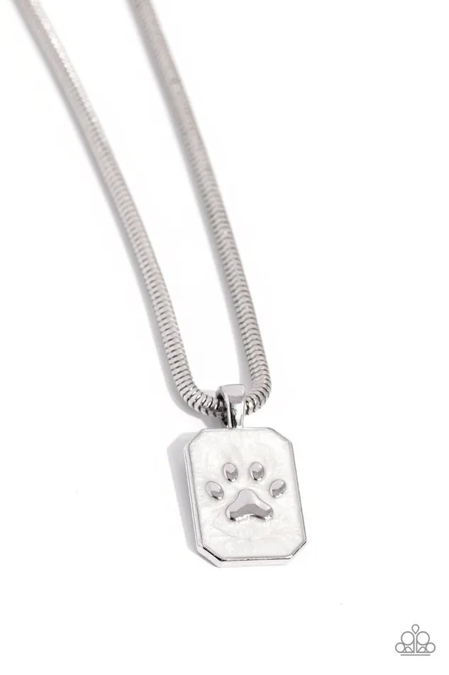 Paparazzi Jewelry Necklaces Paparazzi Necklace PAW to the Line White Paparazzi Jewelry Necklaces Paparazzi Necklace PAW to the Line White