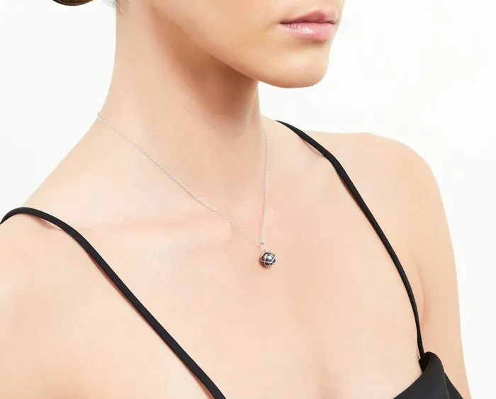 Black Tahitian Pearl Omerta Pendant SPT Necklaces