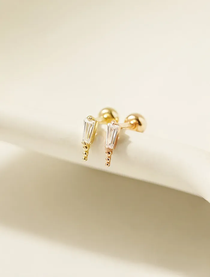 MinimalBijoux Earrings 14K Gold Decresendo Cubic Cartilage Earring 20G