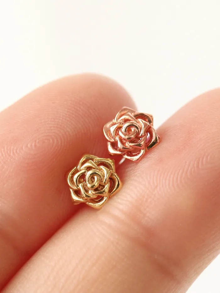 MinimalBijoux Earrings 14K Gold Rose Cartilage Earring 18g16g