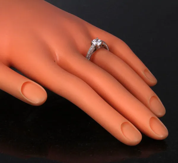 Rings 18K White Gold Ring vendorunknown